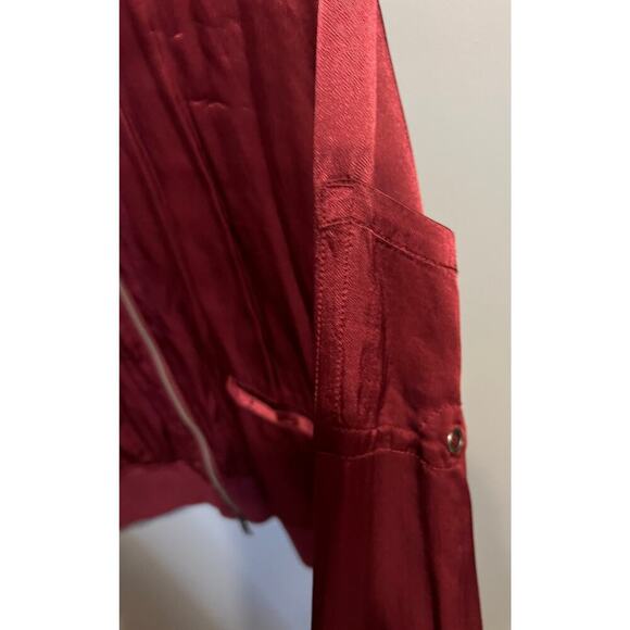 EUC Evereve Satin Gemma Bomber Jacket - Picture 6 of 10